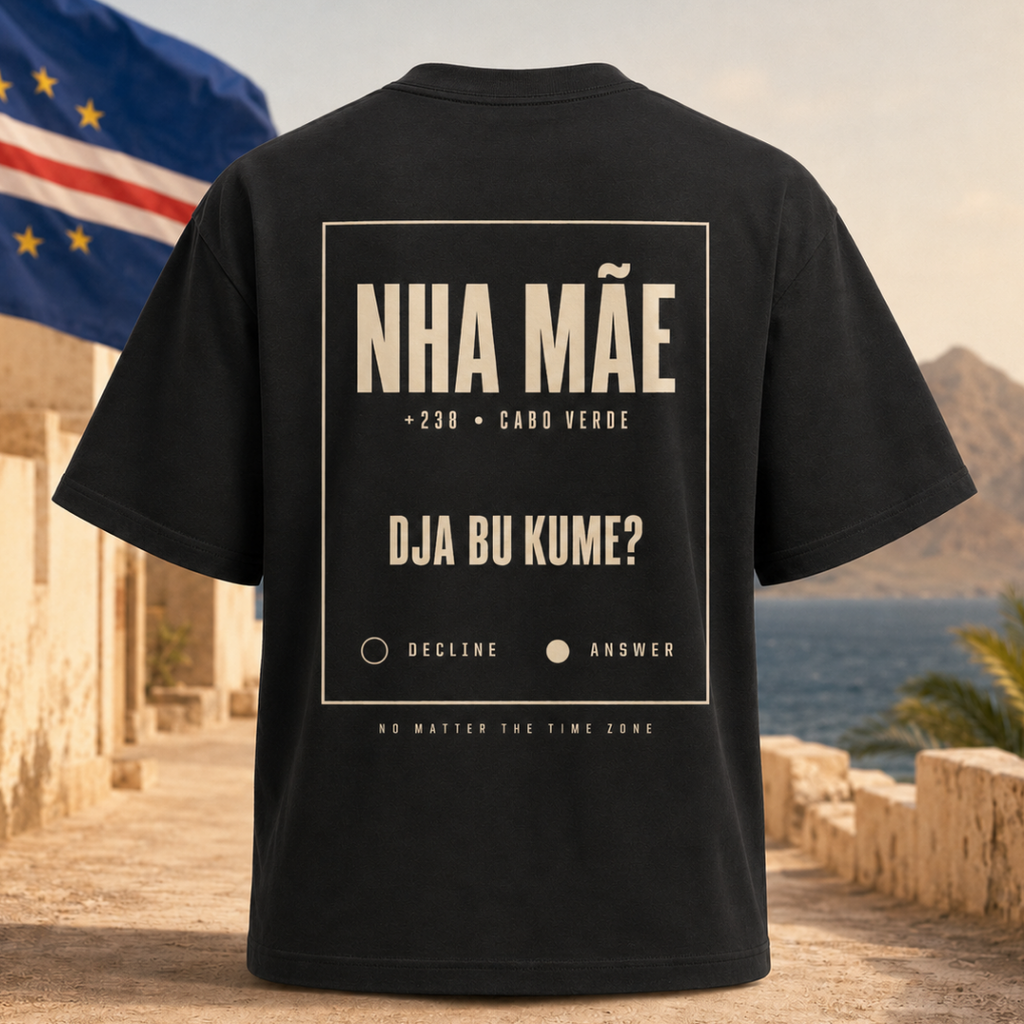 Nha Mãe Incoming Call T-Shirt